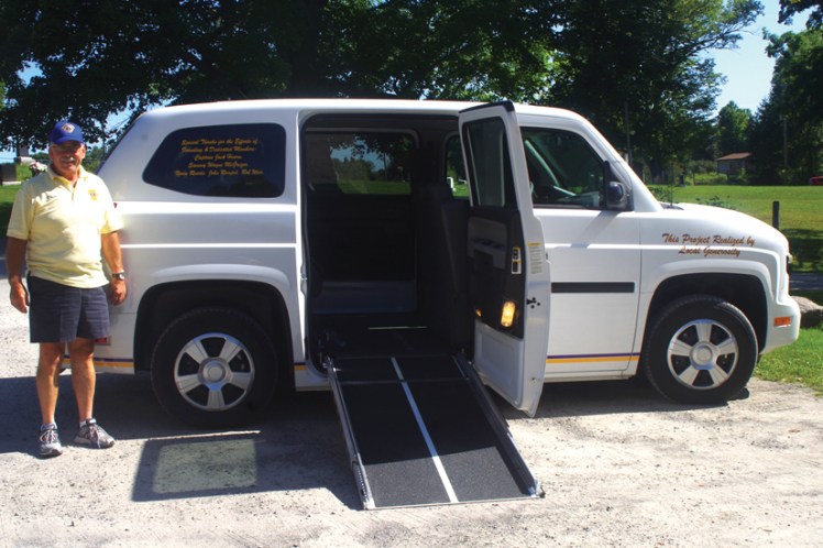 Dave Blair and the van (1)